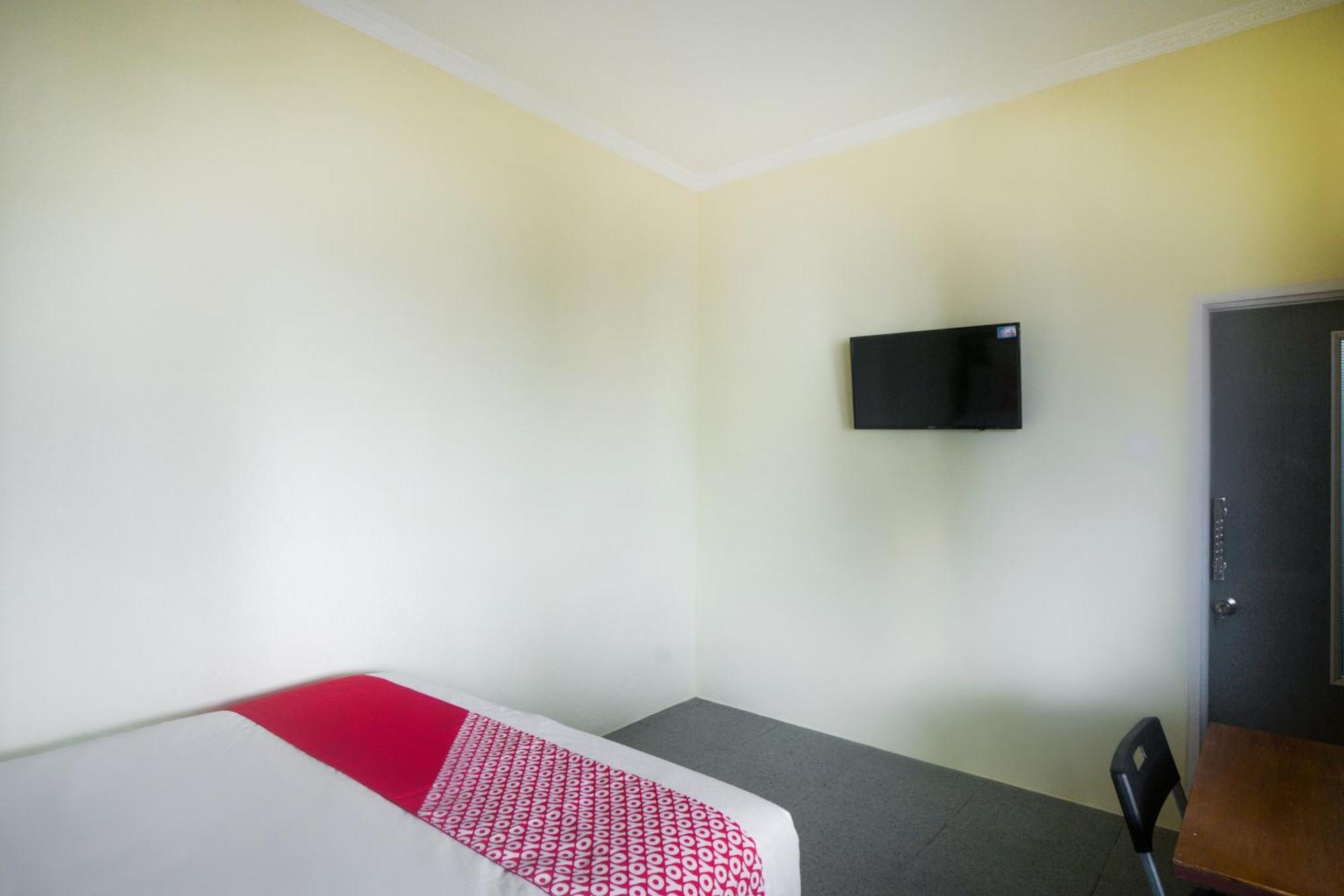 Super Oyo 3354 Homia Residence Mencil Exterior photo